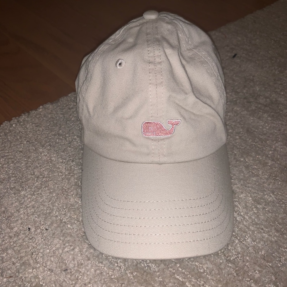 Vineyard vines hat